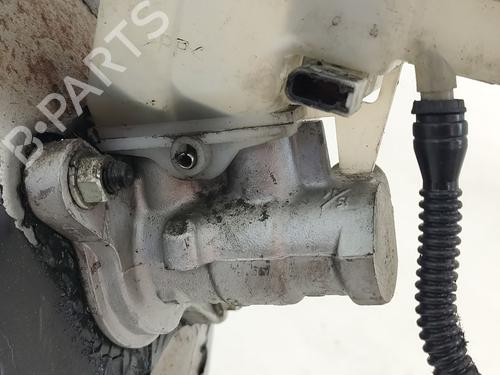 Maître-cylindre SUZUKI GRAND VITARA II (JT, TE, TD) 1.9 DDiS All-wheel Drive (JT419, TD44, JB419WD, JB419XD,... (129 hp) 28973888