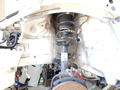 Used Left front shock absorber Left front shock absorber 38873975 38873975