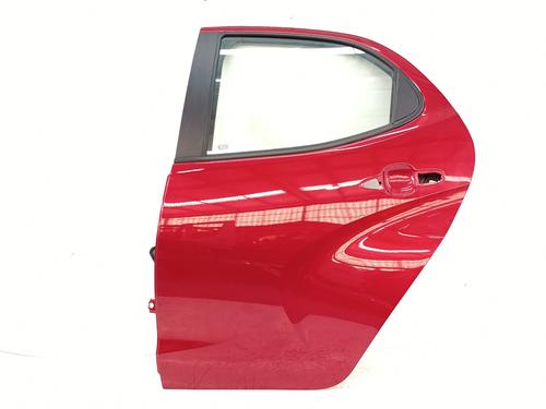 left-rear-door-toyota-yaris-_p21_-_pa1_-_ph1_-2020-39592472 main image