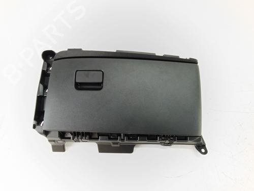 Handskerum Handskerum TOYOTA YARIS (_P21_, _PA1_, _PH1_) 1.5 Hybrid (MXPH10, MXPH11) (116 hp) 34622357 34622357