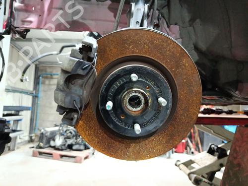 left-front-brake-caliper-toyota-yaris-_p13_-2010-2011-2012-2013-2014-2015-2016-2017-2018-2019-2020-31381195 main image