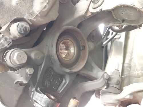 Used Right front steering knuckle CITROËN C4 Grand Picasso II (DA_, DE_) 1.2 THP 130 (130 hp) 27038964