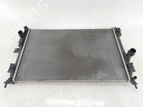 Used Water radiator Water radiator TOYOTA PROACE Van (MDZ_) 1.5 D4d (MDZ1) (120 hp) 39592451 39592451