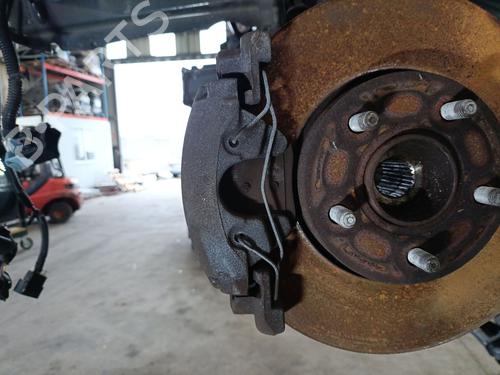 Used Left front brake caliper FORD FOCUS III Turnier 1.6 TDCi (115 hp) 29003008