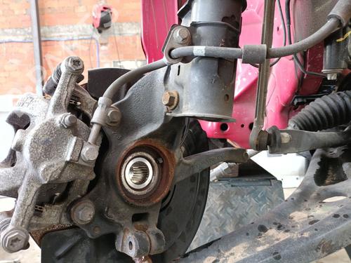 Used Right front steering knuckle Right front steering knuckle FORD PUMA (J2K, CF7) 1.0 EcoBoost (125 hp) 35807160 35807160