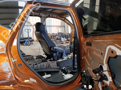 rubber-door-seal-renault-captur-i-j5_-h5_-2013-32516503 main image