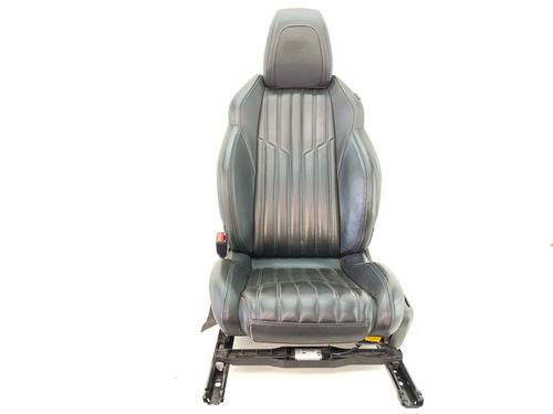 Used Left front seat PEUGEOT 208 II (UB_, UP_, UW_, UJ_) 1.2 PureTech 100 (101 hp) 33203418