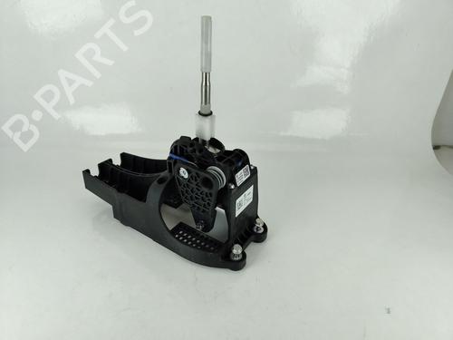 Used Gear lever OPEL ASTRA K Sports Tourer (B16) [2015-2022]  26653628