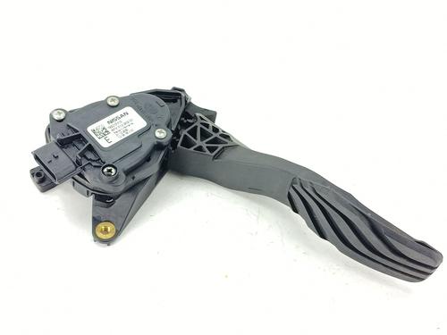 Pedal NISSAN MICRA V (K14) 1.0 IG-T (92 hp) 31680138