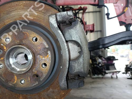 Used Right front brake caliper Right front brake caliper RENAULT KADJAR (HA_, HL_) 1.3 TCe 160 (HLNC) (160 hp) 34441682 34441682