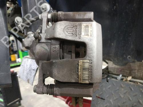 Used Left front brake caliper Left front brake caliper PEUGEOT 2008 II (UD_, US_, UY_, UJ_, UR_, UC_) 1.2 PureTech 100 (USHNK) (101 hp) 32134841 32134841