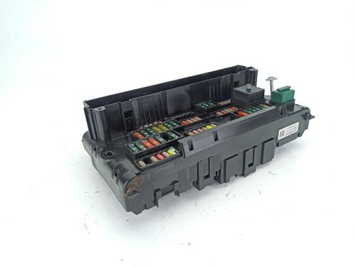 Used Fuse box BMW 5 Touring (F11) 535 d (299 hp) 13663939