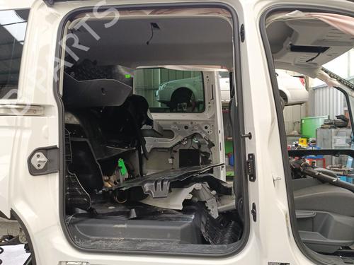 Portierrubbers VW CADDY V Box Body/MPV (SBA, SBH) 2.0 TDi (102 hp) 27204495