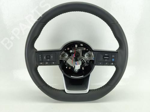Used Steering wheel NISSAN QASHQAI III (J12) 1.3 DIG-T (140 hp) 26960215