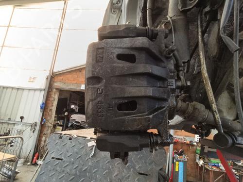 Used Right front brake caliper Right front brake caliper TOYOTA RAV 4 IV (_A4_) 2.5 Hybrid (AVA42_) (155 hp) 40120876 40120876