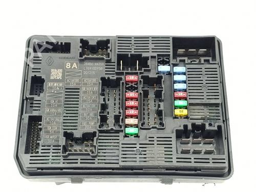 Used Fuse box DACIA SANDERO III 1.0 SCe 65 (67 hp) 32109192