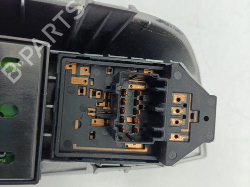 Left front window switch KIA SPORTAGE II (JE_, KM_) 2.0 CRDi | BP25878112I27 
