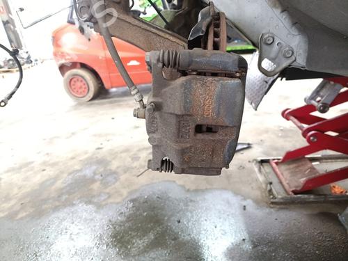 Used Left front brake caliper Left front brake caliper NISSAN X-TRAIL III (T32_, T32R, T32RR) 1.6 dCi ALL MODE 4x4-i (NT32) (130 hp) 33434813 33434813