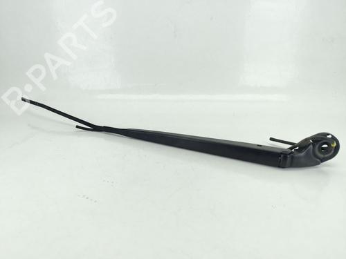 Used Front windshield wiper arm CITROËN C4 CACTUS 1.5 BlueHDi 100 (102 hp) 27298149