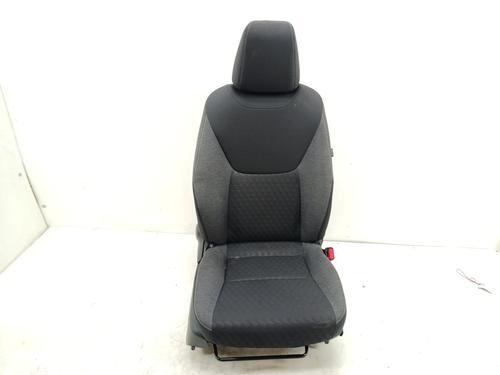 Used Right front seat Right front seat 39592529 39592529
