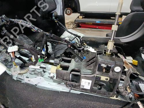 Gear lever DACIA SANDERO III 1.0 SCe 65 | BP32132860M90 - Image 2