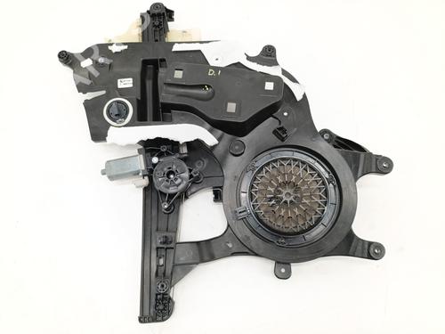 rudehejsemekanisme-ventre-foran-peugeot-rifter-2018-36156449 main image