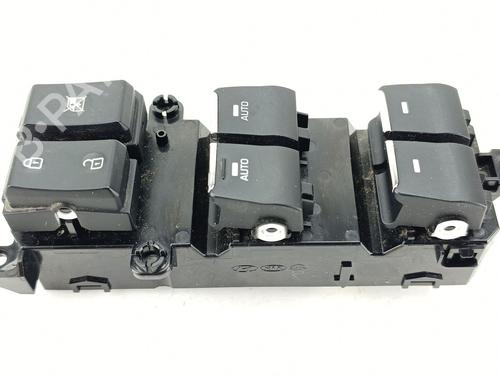 Used Left front window switch HYUNDAI TUCSON (TL, TLE) 1.6 GDi (132 hp) 29500587