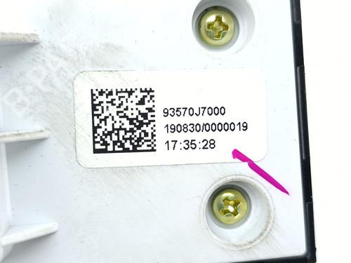 Right front window switch KIA XCEED (CD) 1.4 T-GDI | BP37607511I26  - Image 5