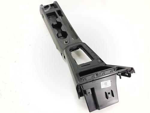 Middle console VW POLO VI (AW1, BZ1, AE1) 1.0 | BP37460345I22 - Image 2
