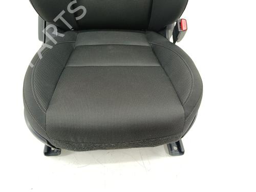 Right front seat MAZDA CX-30 (DM) SKYACTIV-G M Hybrid (DM5W, DM6W) | BP34544310C16 - Image 4