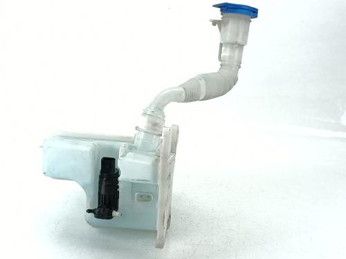 Used Windscreen washer tank VW GOLF VII Variant (BA5, BV5) 1.6 TDI (115 hp) 30705060