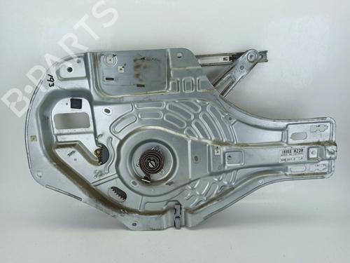 Used Front right window mechanism HYUNDAI TUCSON (JM) 2.0 CRDi All-wheel Drive (113 hp) 25875443