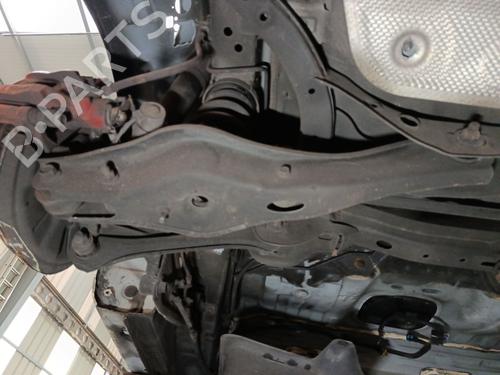 Used Left rear suspension arm Left rear suspension arm HYUNDAI i30 (PDE, PD, PDEN) 2.0 N (275 hp) 33117759 33117759