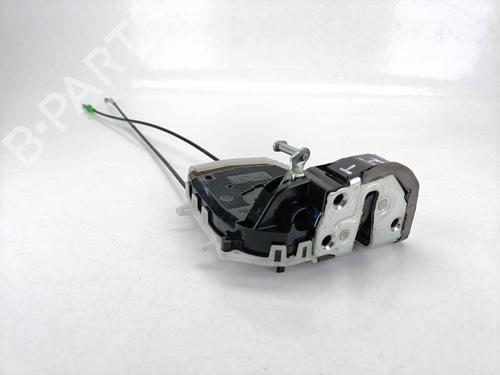 Used Rear left lock TOYOTA YARIS (_P13_) 1.4 D (NLP130_, NLP130) (90 hp) 25878787