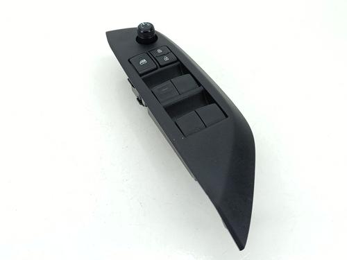 Used Left front window switch Left front window switch TOYOTA YARIS (_P21_, _PA1_, _PH1_) 1.5 (MXPA11) (125 hp) 32694898 32694898
