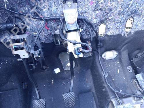 Used Break pedal Break pedal 39435874 39435874