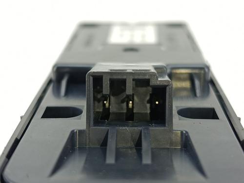 Left front window switch VOLVO V40 Hatchback (525) D2 | BP37264285I27 - Image 4