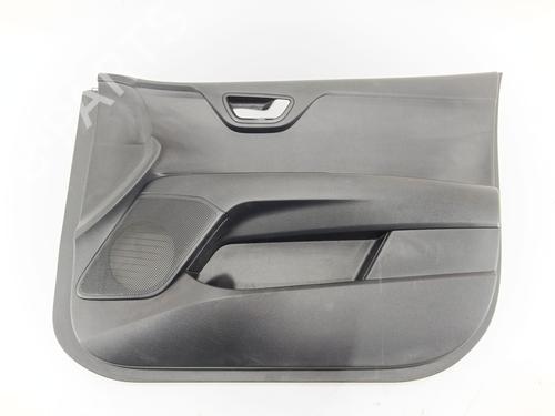 front-right-panel-kia-stonic-yb-2017-31939939 main image