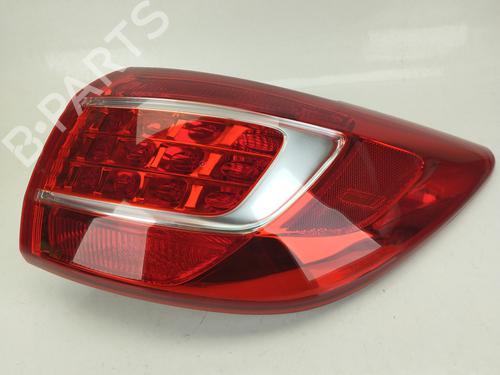 Used Right taillight KIA SPORTAGE III (SL) 1.7 CRDi (116 hp) 25875379