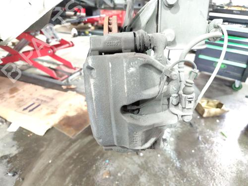Used Right front brake caliper VW CRAFTER Van (SY_, SX_) [2016-2025]  30774235