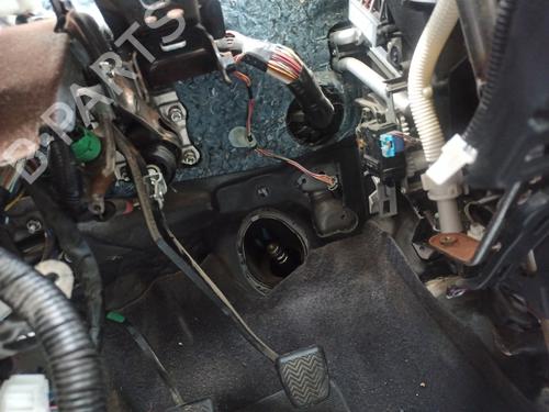 Used Break pedal TOYOTA VERSO (_R2_) 2.0 D-4D (AUR20_, AUR20R) (126 hp) 26554611