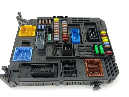 Caja reles / fusibles Caja reles / fusibles FIAT SCUDO Van 1.5 Multijet 100 (506) (102 hp) 34620982 34620982