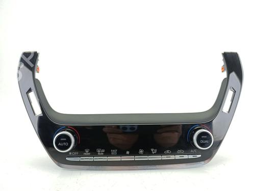 Used Climate control TOYOTA COROLLA Hatchback (_E21_, _EA1_, _EH1_) 1.8 Hybrid (ZWE211) (98 hp) 31918089