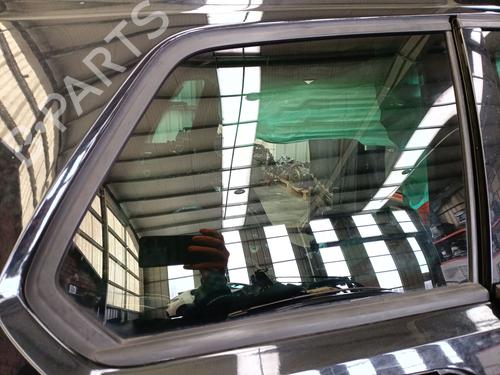 Dreieckscheibe rechts hinten für VW GOLF VII Variant (BA5, BV5) 1.6 TDI (115 hp) 30696377