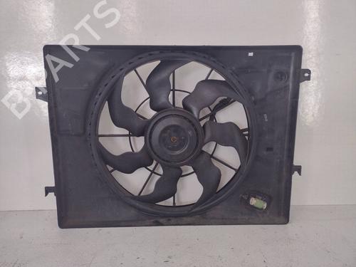 Used Radiator fan KIA SPORTAGE II (JE_, KM_) 2.0 CRDi 4WD (140 hp) 9368889