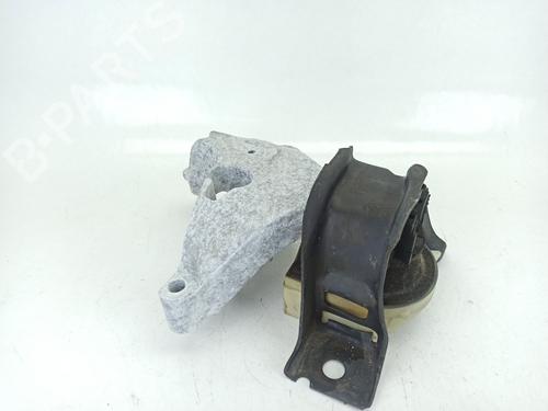 Used Engine mount RENAULT KANGOO / GRAND KANGOO II (KW0/1_) [2008-2025]  25875622