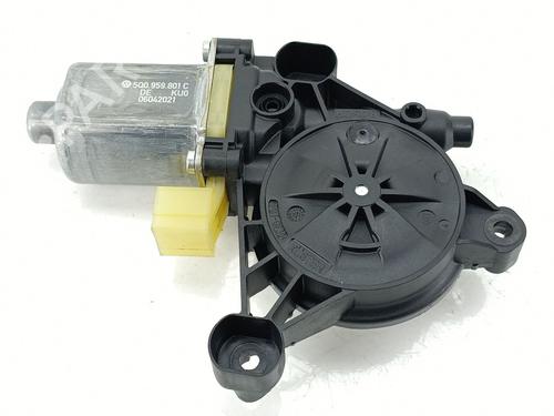 BP30594115E21 main image