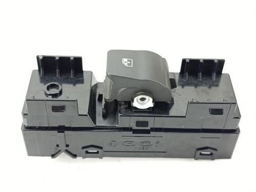 right-rear-window-switch-hyundai-i30-fastback-pde-pden-2017-32189209 main image