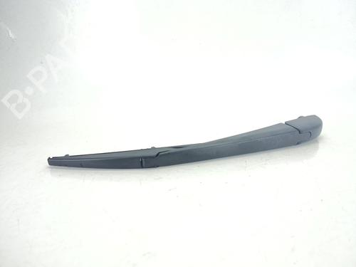 Bagrudeviskerarm Bagrudeviskerarm TOYOTA YARIS (_P21_, _PA1_, _PH1_) 1.5 Hybrid (MXPH10, MXPH11) (116 hp) 34720226 34720226