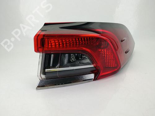 Right taillight TOYOTA COROLLA Saloon (_E21_) 1.8 VVTi Hybrid (ZWE211, MZEA12) | BP38048080C35 - Image 3
